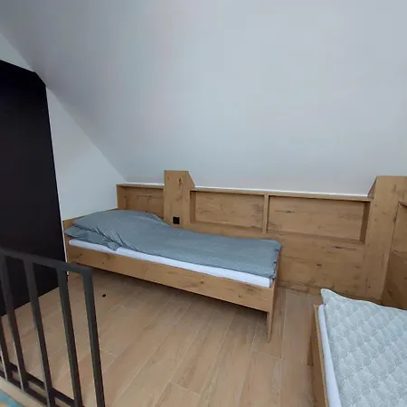 Przystanek Lasin Vakantiehuis Ustronie Morskie